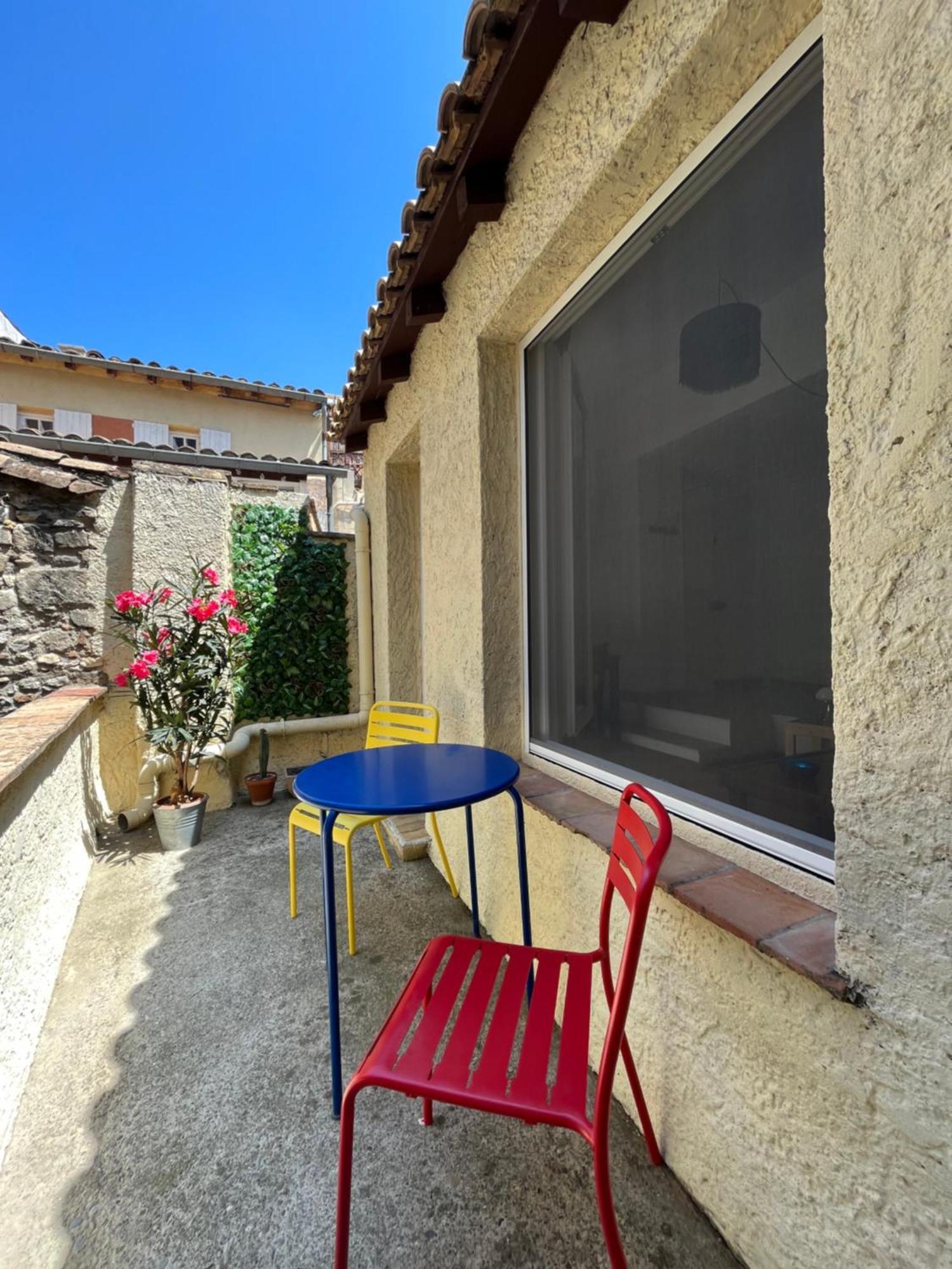 Studio Avec Terrasse Sur Cour, Authentique, Calme Авіньйон Екстер'єр фото